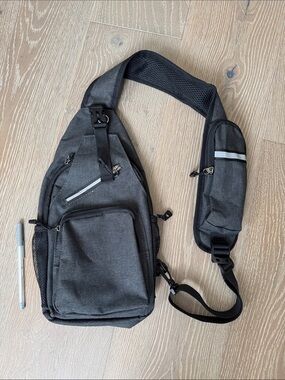 Men's Gray Sling Belt Bag — Everyday Compact Crossbody